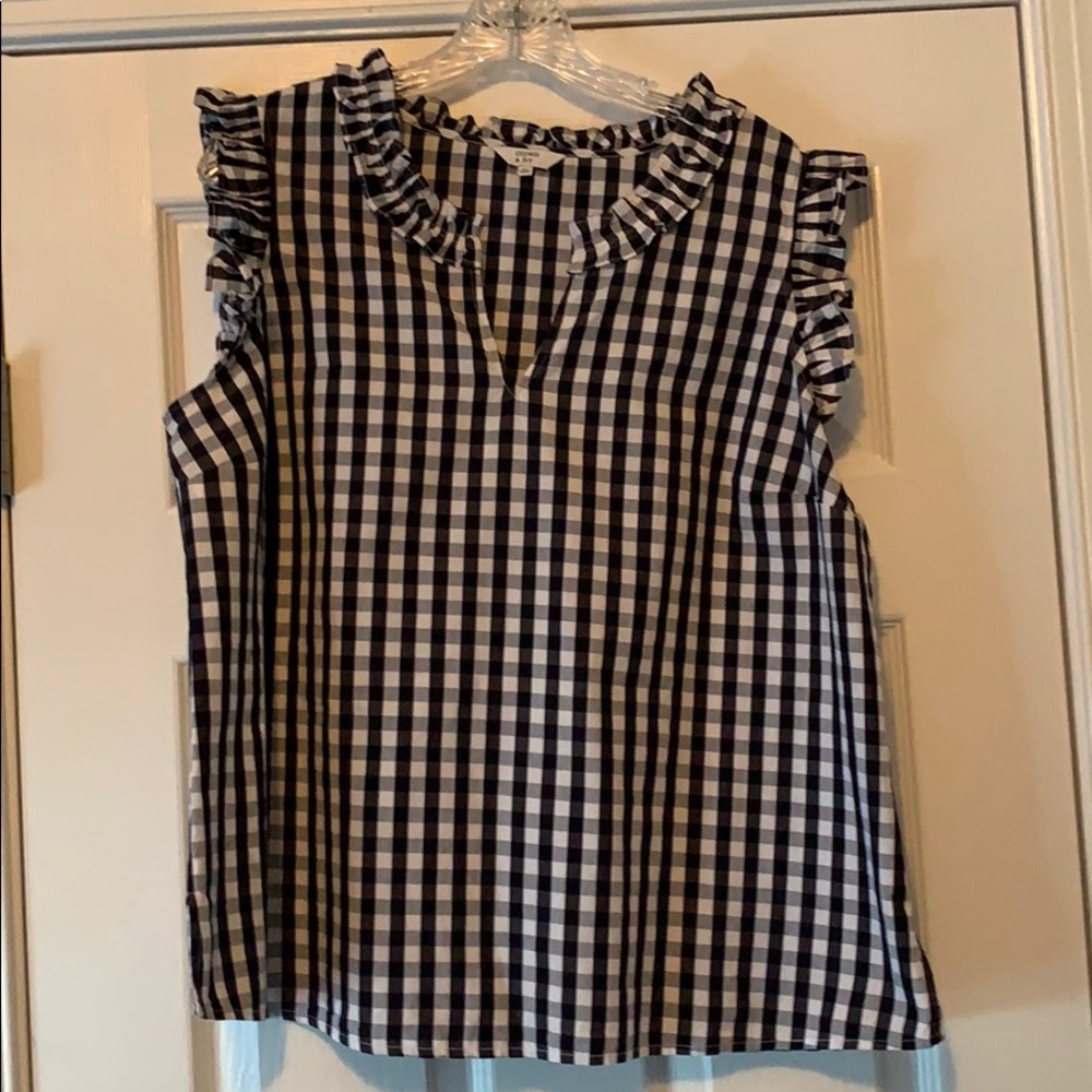 crown & ivy Black and White Gingham Blouse